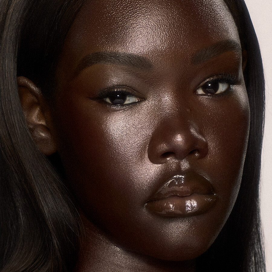 unreal skin sheer glow tint hydrating foundation stick